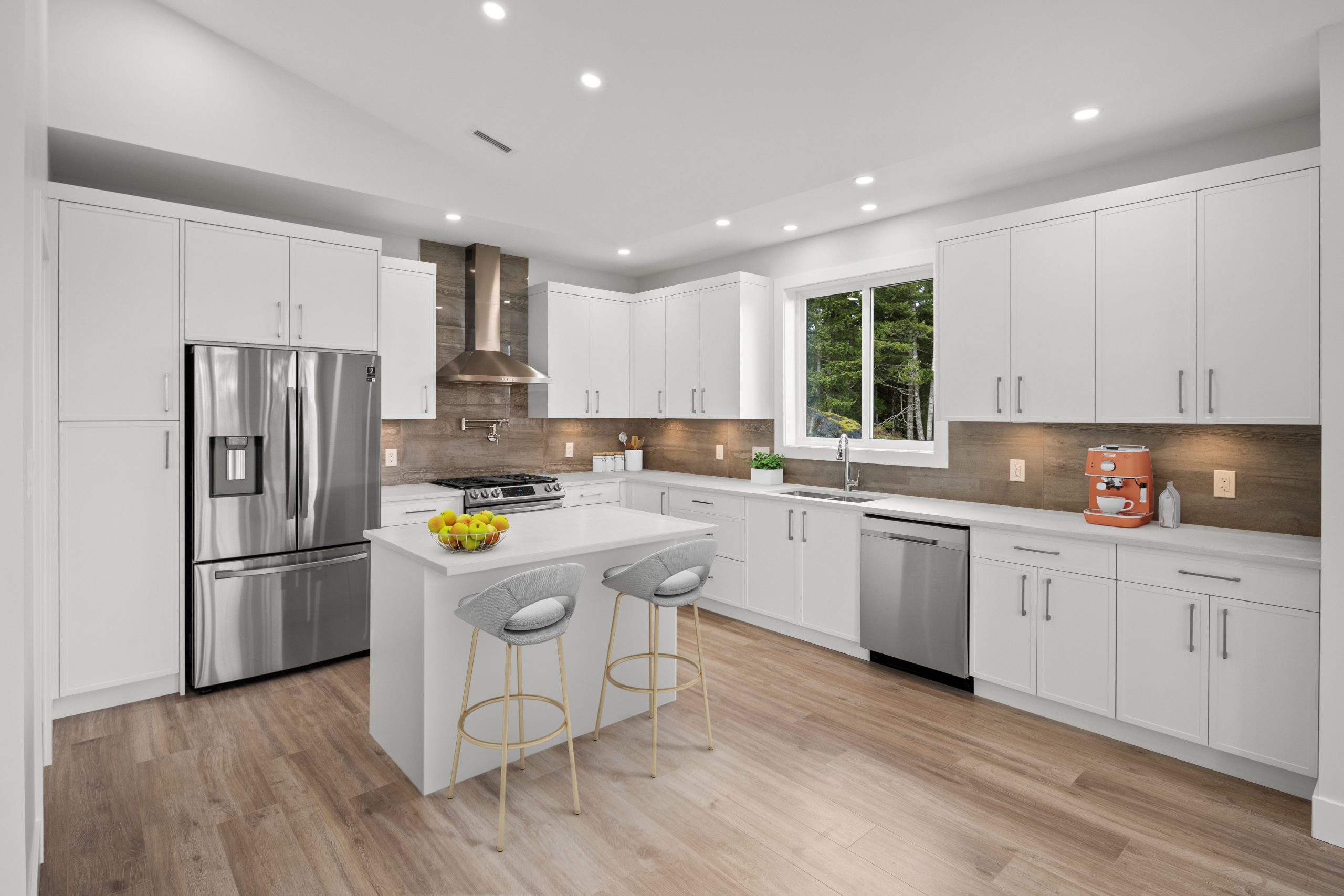 7009-clarksonpl-kitchen2