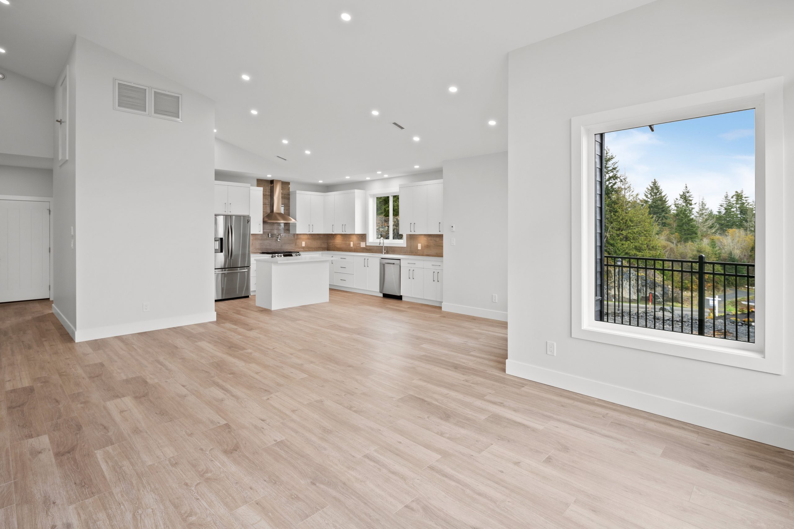 7009-clarksonpl-living-dining-kitchen